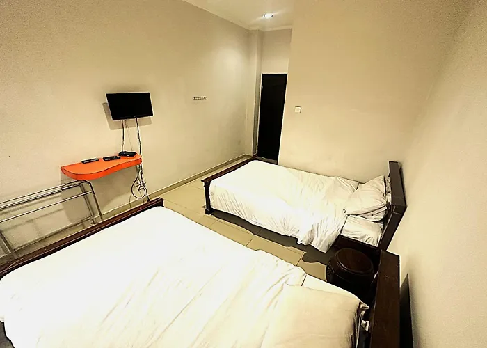 Warta Dua Hotel 2*