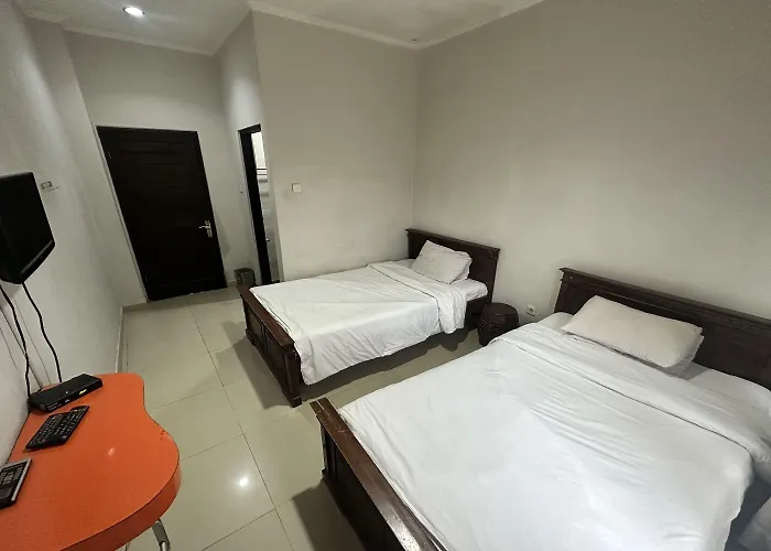 Warta Dua Hotel
