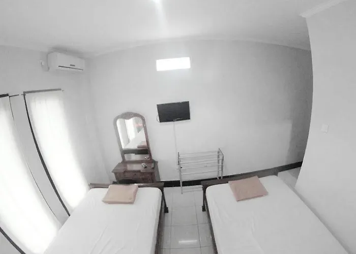 Warta Dua Hotel