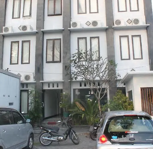Hotel Warta Dua 2*